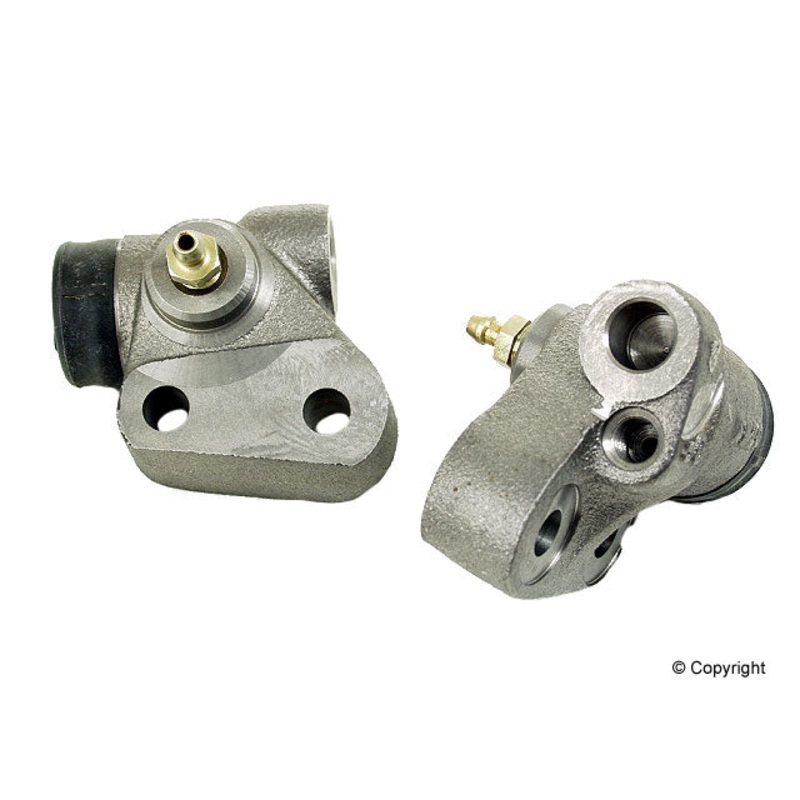 Brake Wheel Cylinder, Front Right, 64-70 II
