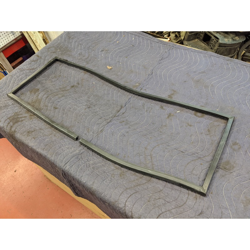 Engine Lid Seal, 72-79 Bus; German