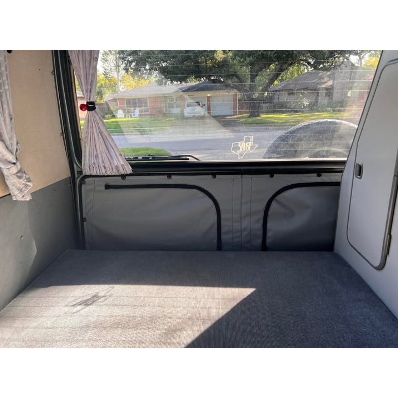 Vangaroo Rear Hatch Storage Pouch Black