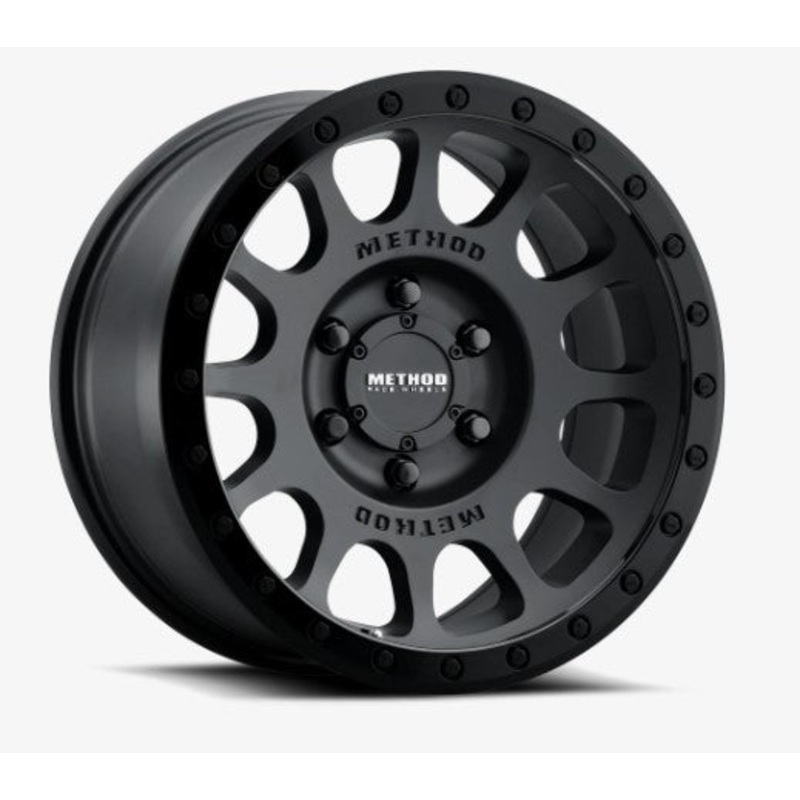 Method MR305 NV  Double Black Wheel