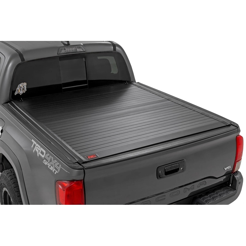 Rough Country Hard Roll Up Bed Cover 5′ Bed | Toyota Tacoma 2WD/4WD (2016-2023)