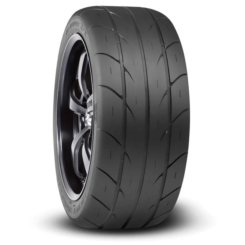 Mickey Thompson ET Street S/S Tire  P255/60R15 (R2 Compound, Directional Radial)