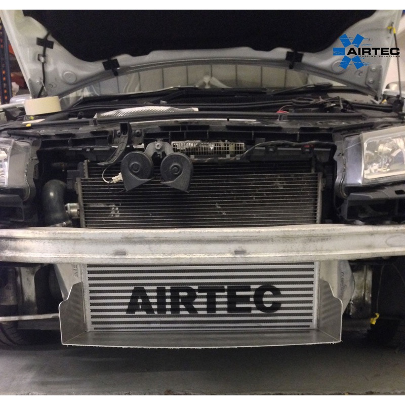 Airtec Megane 2 225 and R26 95mm core Intercooler upgrade with Air-Ram scoop Pro-series black