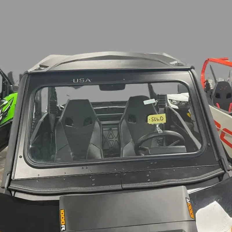 Can Am Commander (2021+) Glass Windshield No Manual Wiper No Windshield Cover